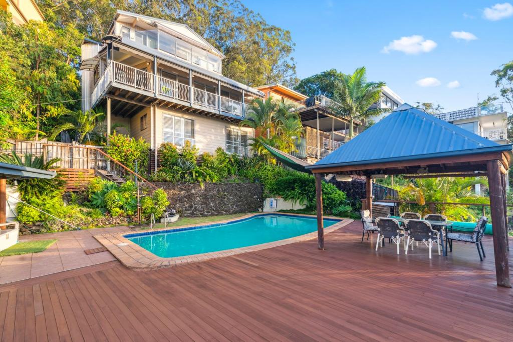 37 Thrower Dr, Currumbin, QLD 4223