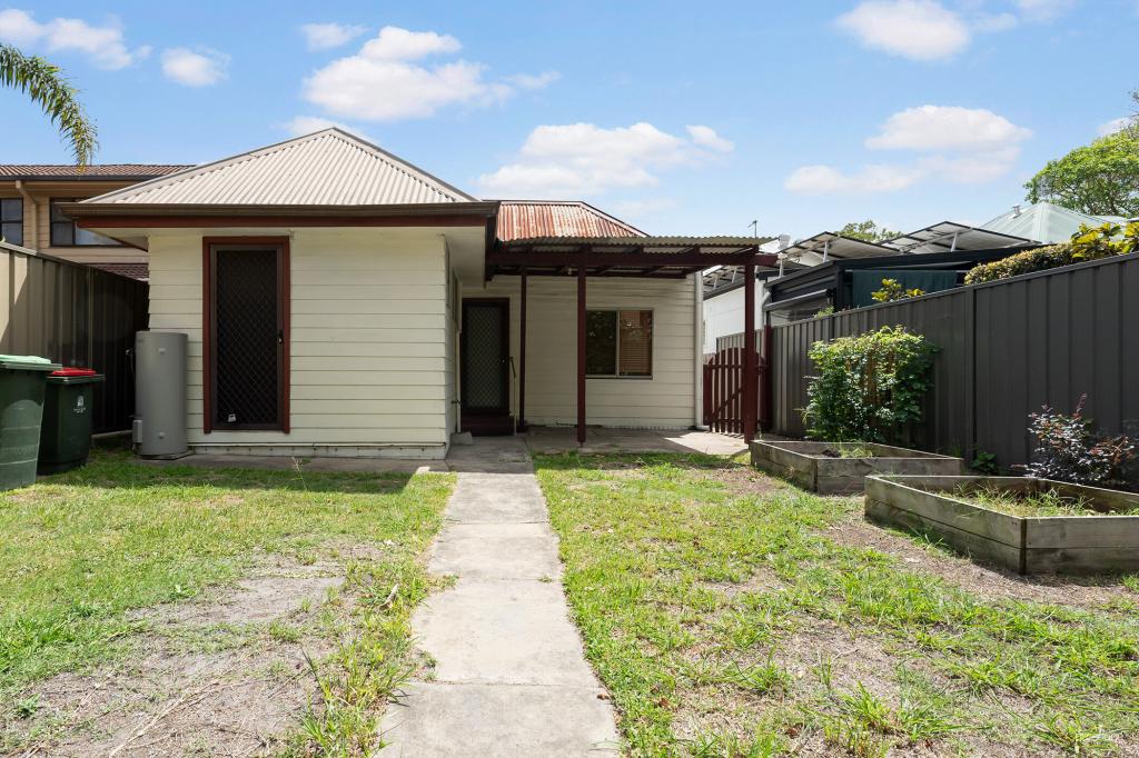 9 Eva St, Hamilton, NSW 2303