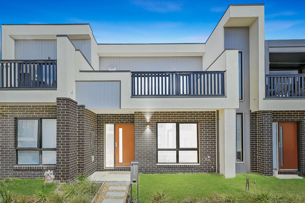 8 Myrtle Walk, Cranbourne West, VIC 3977