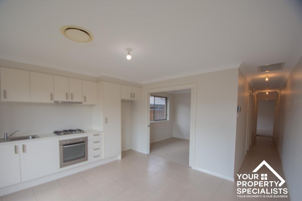 5a Jeffery St, Carnes Hill, NSW 2171