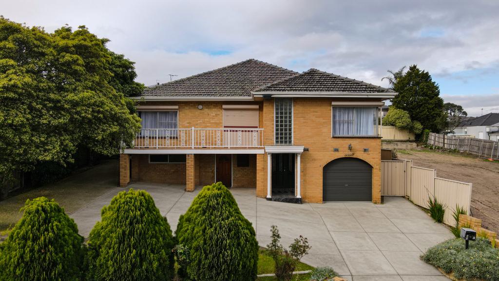 690 PASCOVALE RD, OAK PARK, VIC 3046