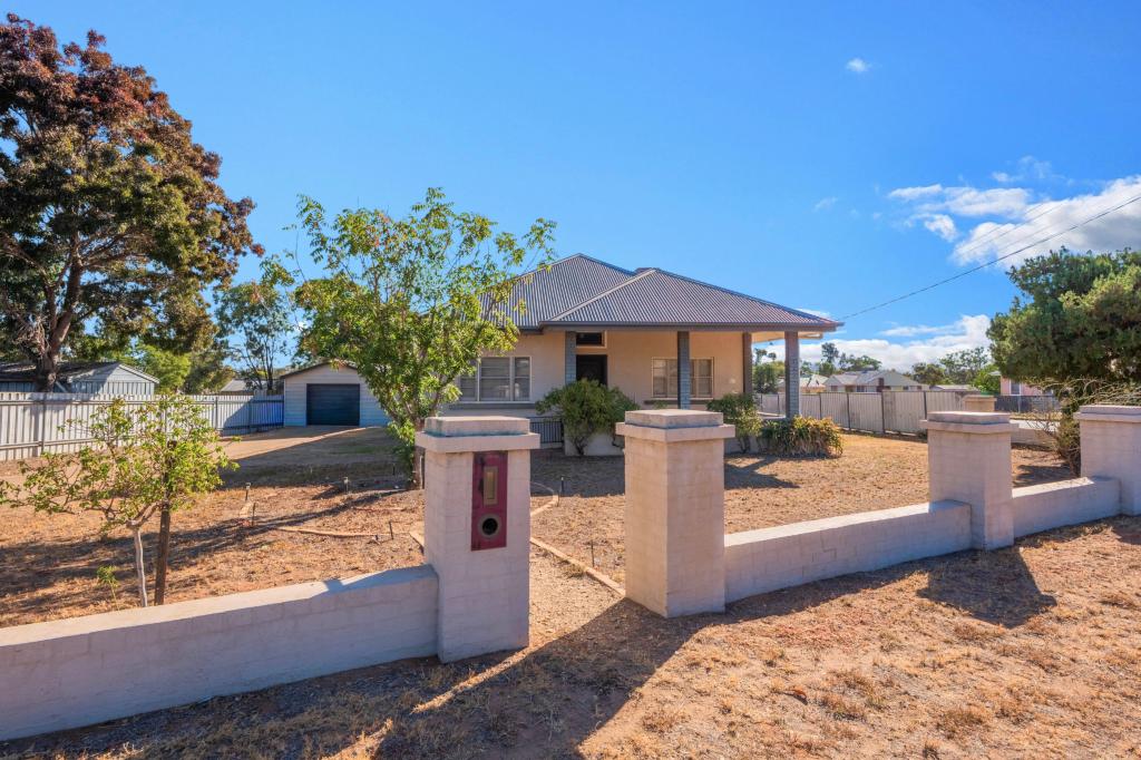 36 Melrose St, Condobolin, NSW 2877