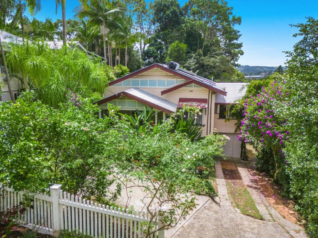 26 Esmonde St, Girards Hill, NSW 2480