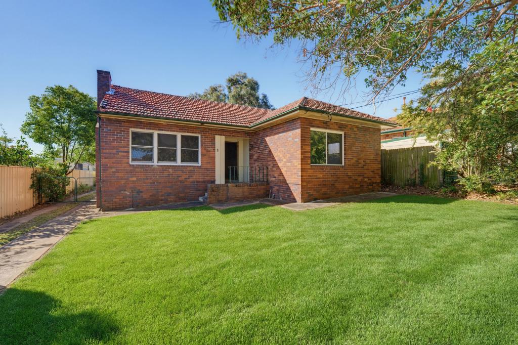 3 Payten Ave, Roselands, NSW 2196