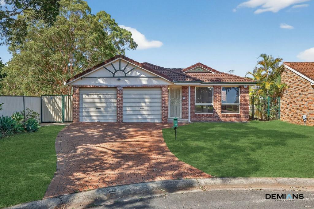11 Oldbury Ct, Wattle Grove, NSW 2173