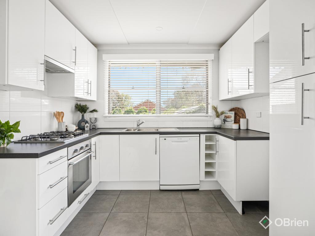 40 Rosemary Cres, Frankston North, VIC 3200