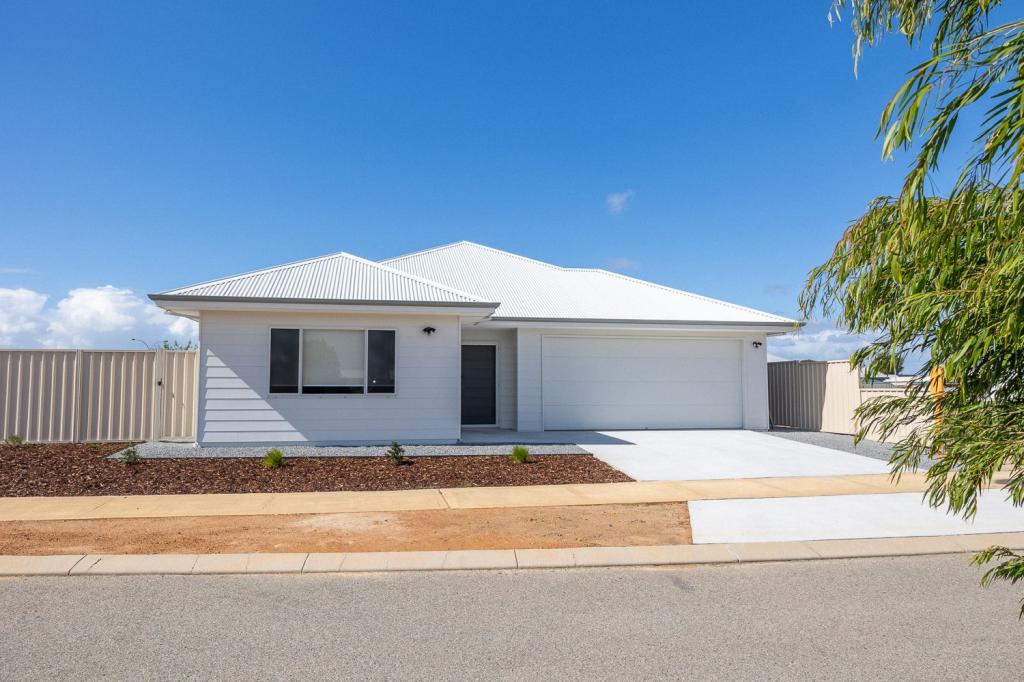 14 Hodgson Pkwy, Green Head, WA 6514
