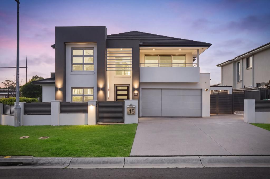 15 SALMON ST, ORAN PARK, NSW 2570
