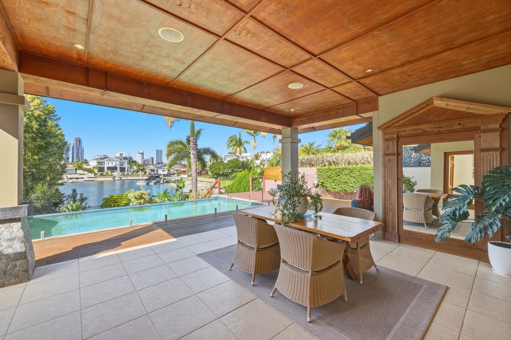 6 FIESTA AVE, SURFERS PARADISE, QLD 4217