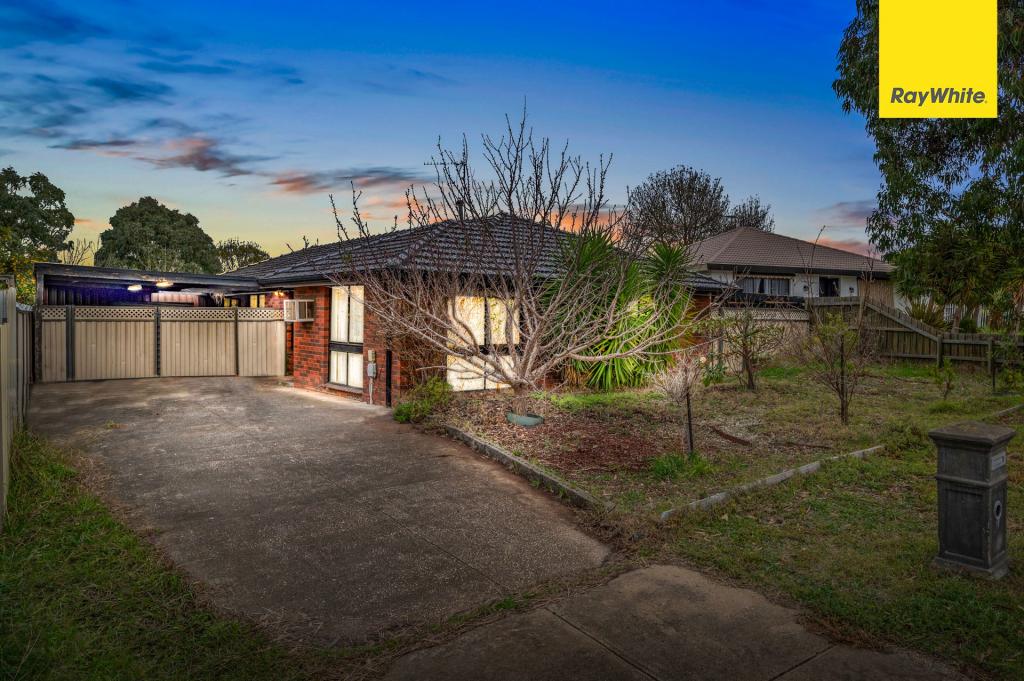 1 Tudor Pl, Melton West, VIC 3337