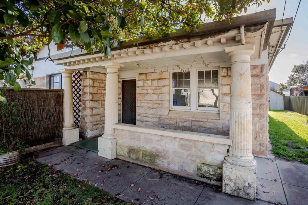 61 ROSETTA ST, WEST CROYDON, SA 5008