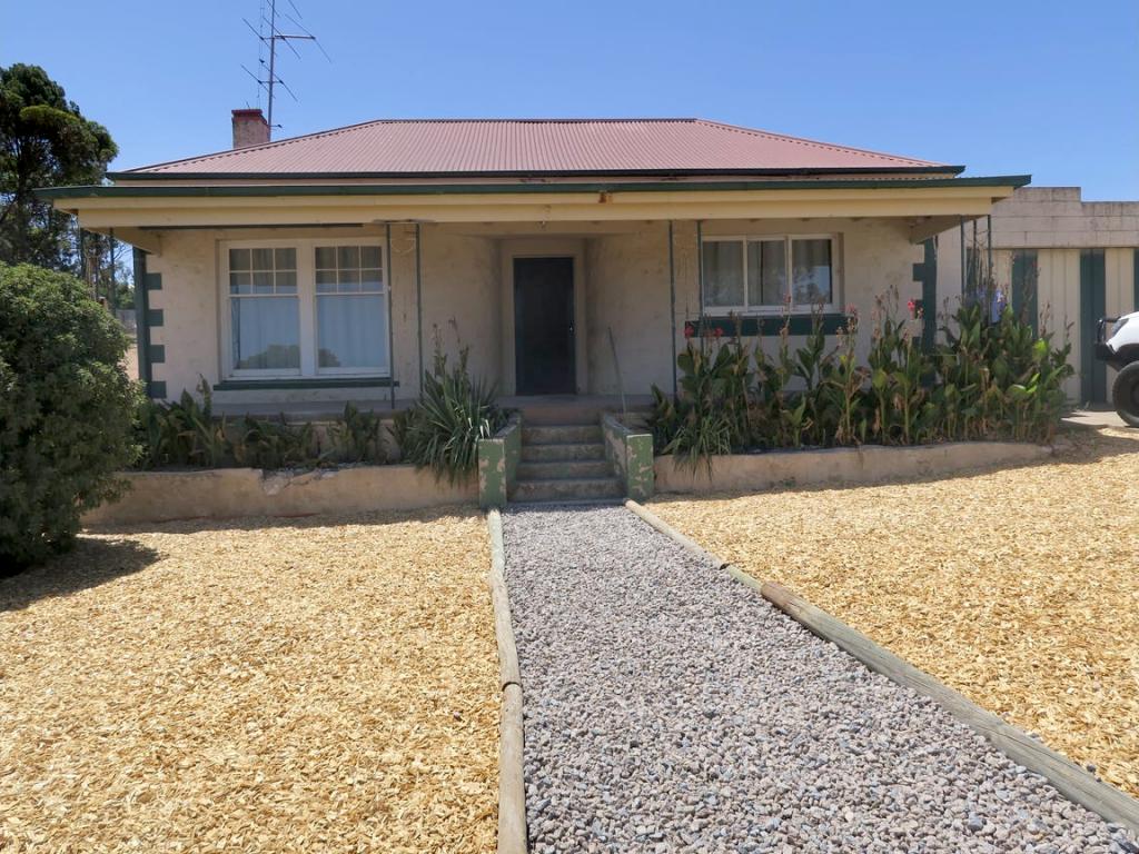 12 OLD PRINCES HWY, MURRAY BRIDGE EAST, SA 5253