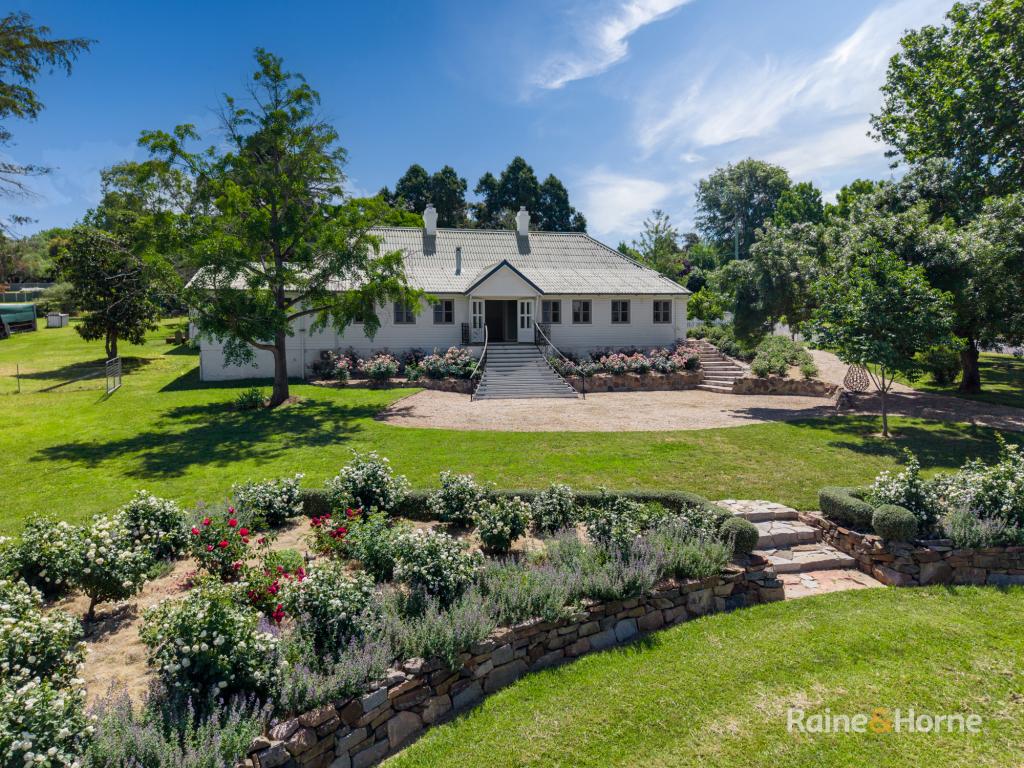 17 Naas St, Tenterfield, NSW 2372