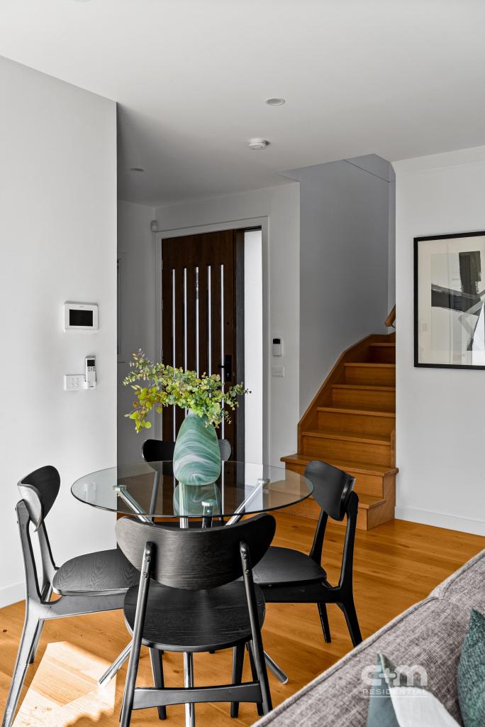 2/27 Churchill St, Glenroy, VIC 3046