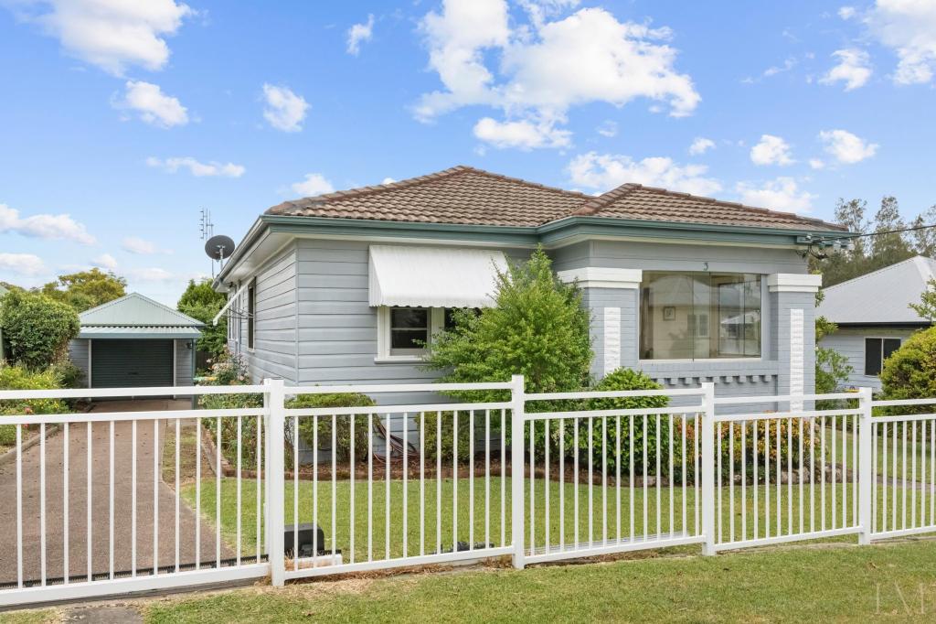 3 Blair St, Teralba, NSW 2284