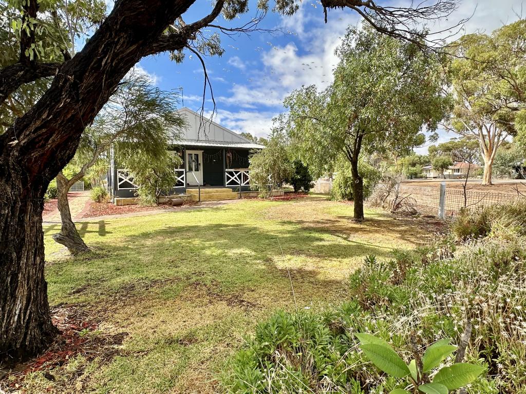 89 Harper St, Beverley, WA 6304