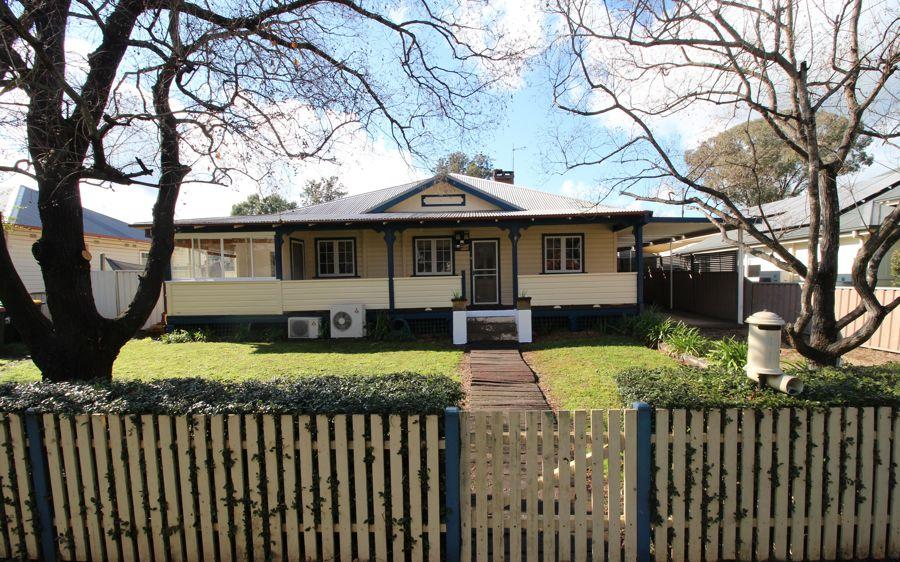 44 Oxford Rd, Scone, NSW 2337