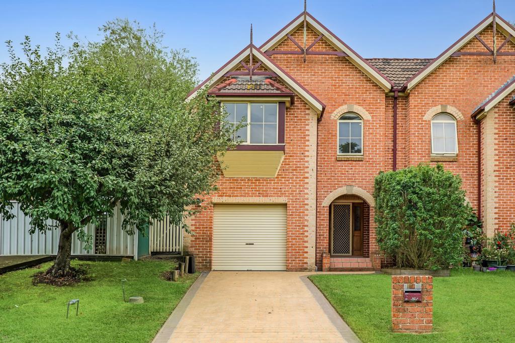 1/11 Griffiths Rd, Mcgraths Hill, NSW 2756