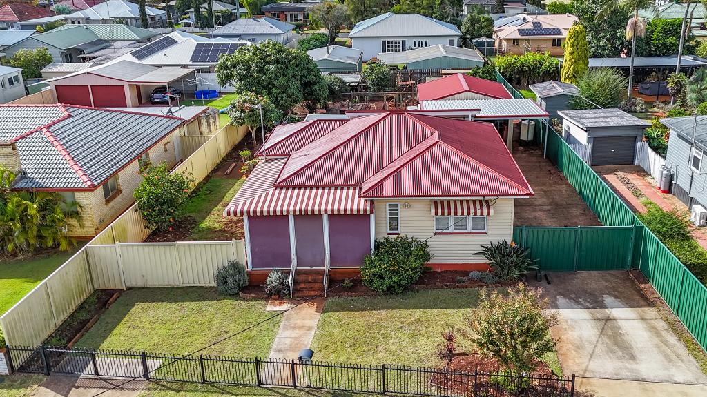90 Drayton Rd, Harristown, QLD 4350