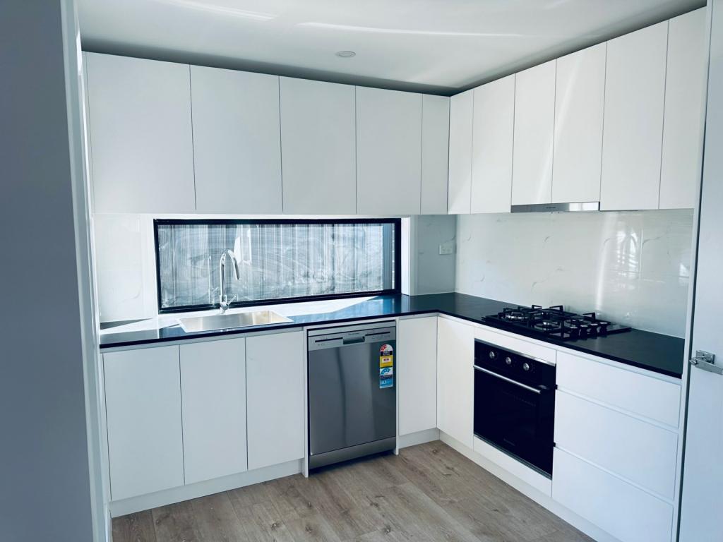 12a Crowley Bvd, Claymore, NSW 2559