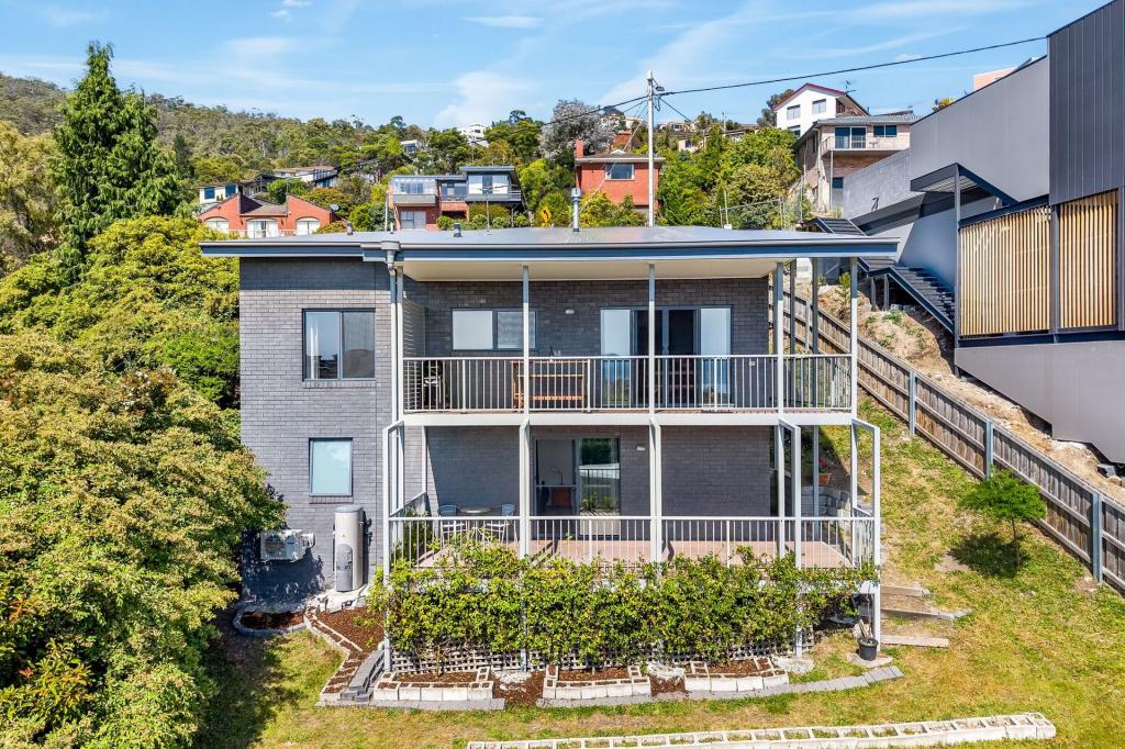 333 Churchill Ave, Sandy Bay, TAS 7005