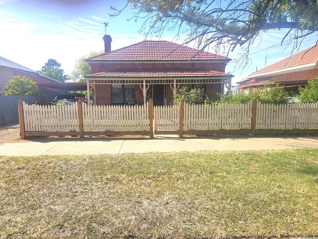 18 Campbell St, Donald, VIC 3480