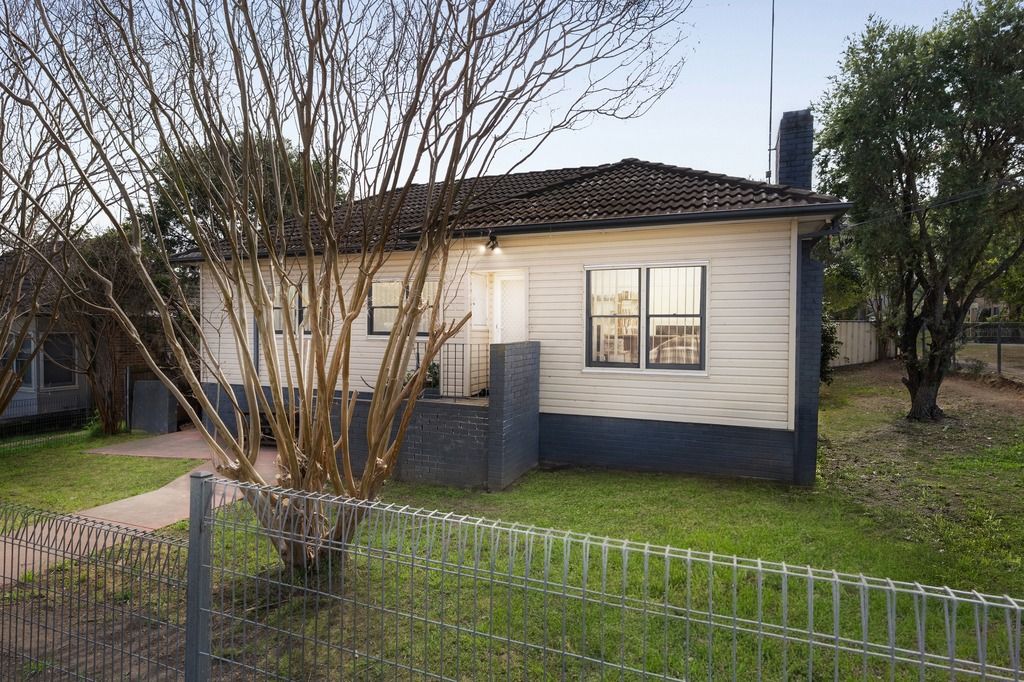 20 & 20a Blair Ave, St Marys, NSW 2760