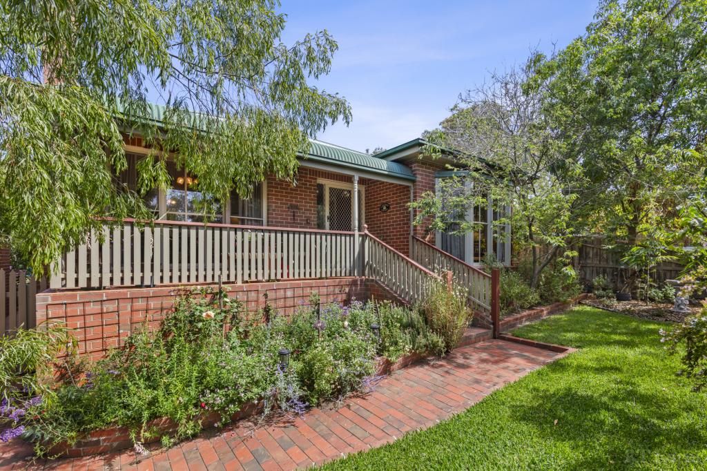 10 Rosella Ct, Ocean Grove, VIC 3226
