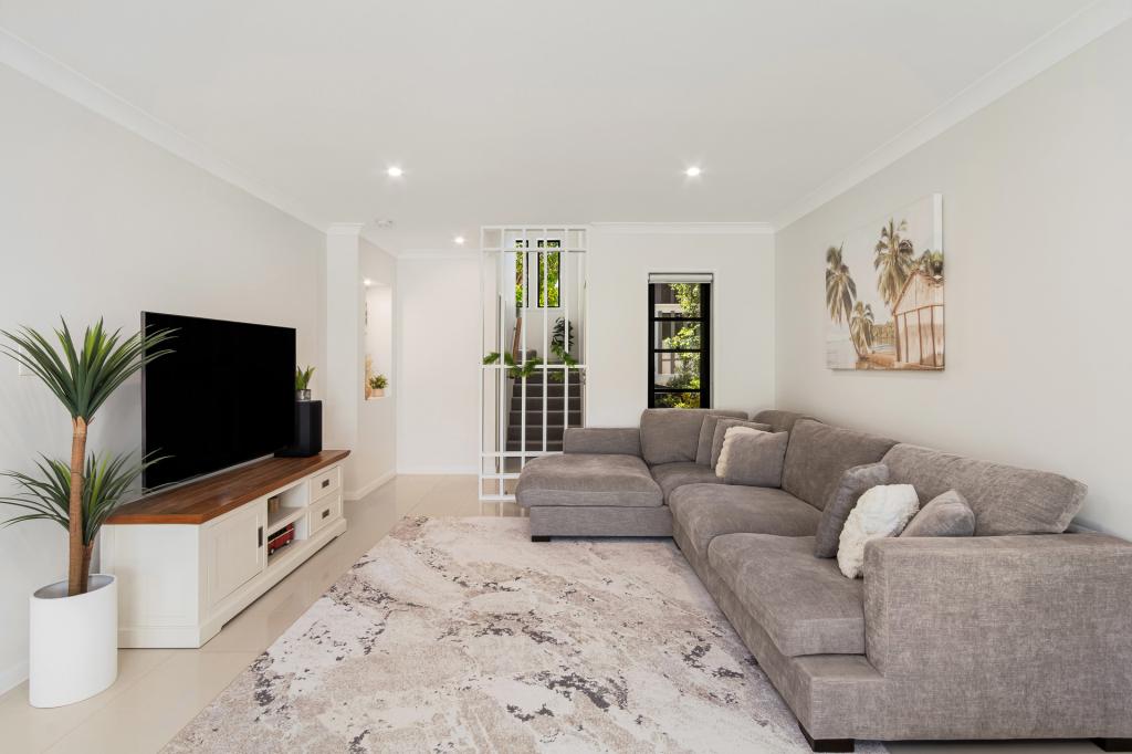 135/2 Inland Dr, Tugun, QLD 4224