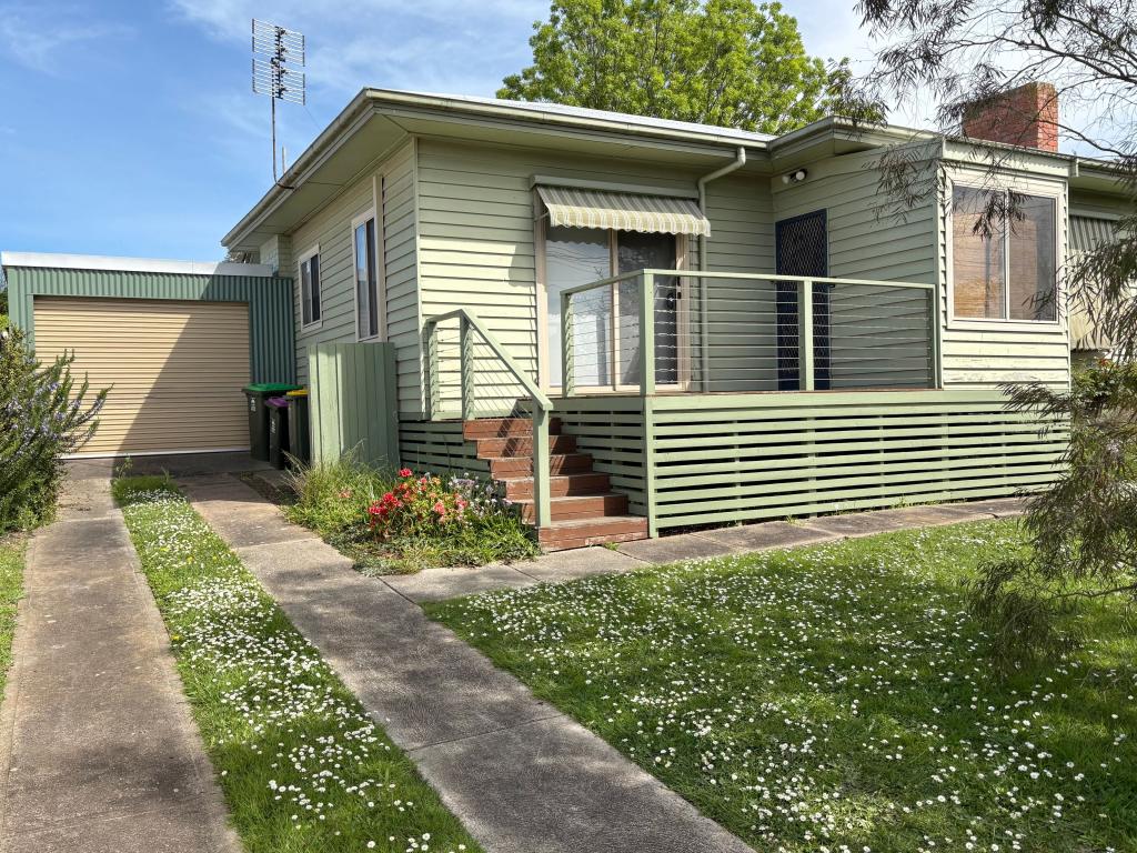 27 Russell St, Camperdown, VIC 3260
