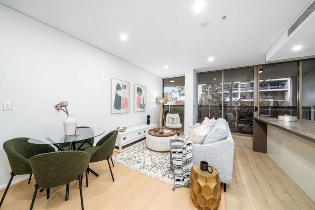 144/12 Victoria Park Pde, Zetland, NSW 2017