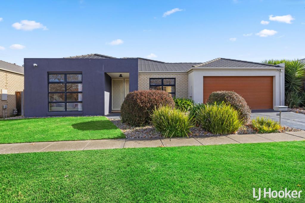 6 Fairhaven Bvd, Melton West, VIC 3337