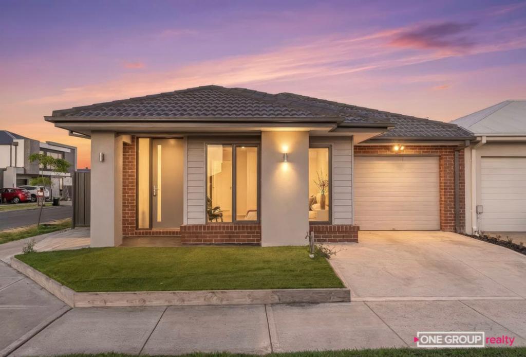 16 Nitraria St, Mickleham, VIC 3064