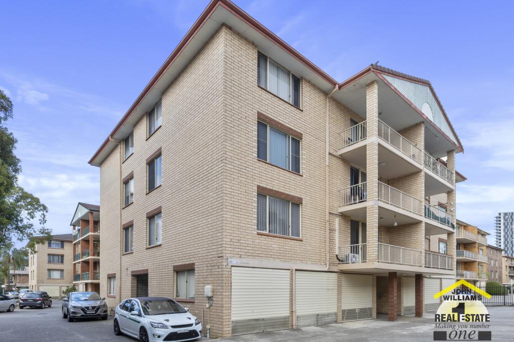 11/4 Riverpark Dr, Liverpool, NSW 2170