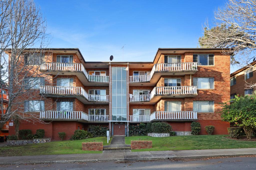 12/26-30 BELLEVUE PDE, HURSTVILLE, NSW 2220