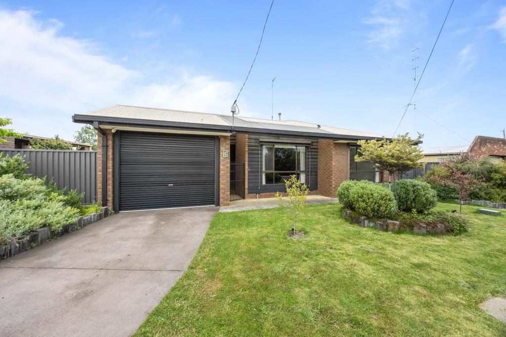 43 Jasmine Dr, Delacombe, VIC 3356