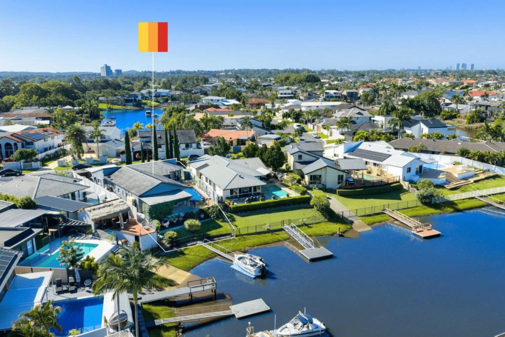 3 Gregory Dr, Carrara, QLD 4211