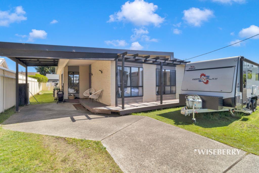 30 & 30a Clark Rd, Noraville, NSW 2263