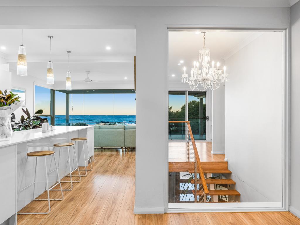 65 Mitchell Pde, Mollymook Beach, NSW 2539