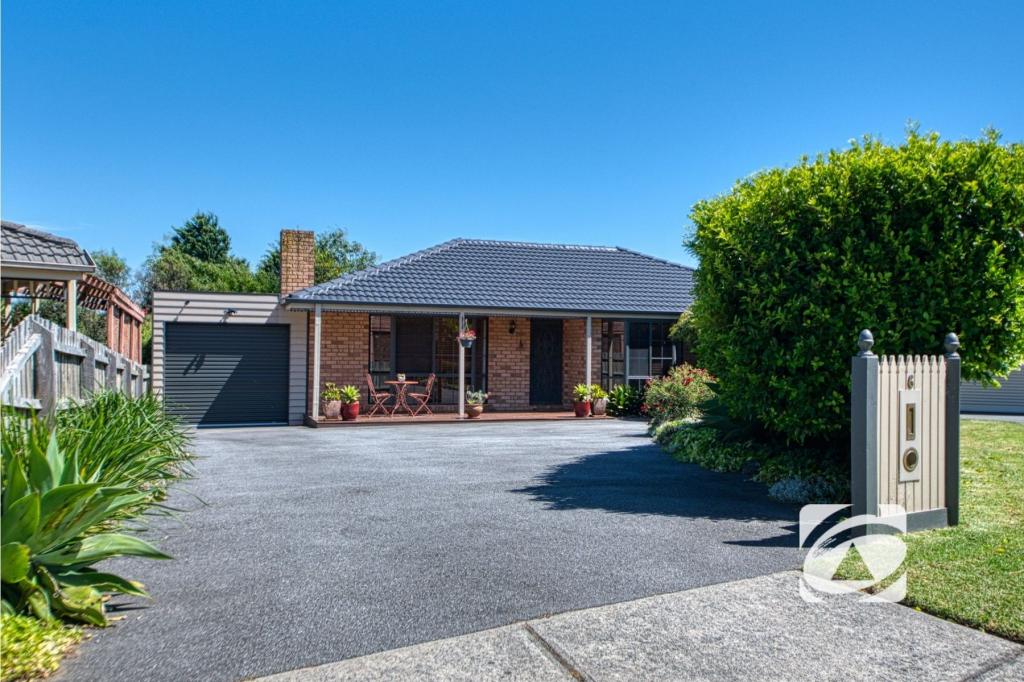 6 Lyndal Ct, Berwick, VIC 3806