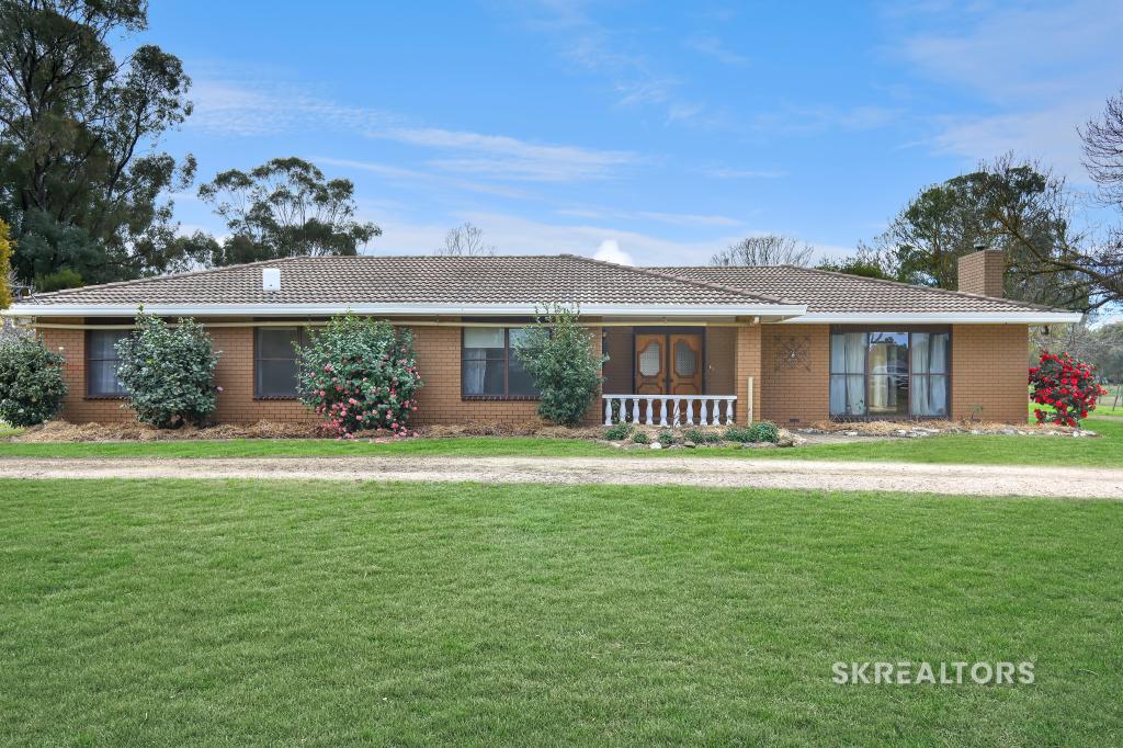 24 GUNN RD, BENALLA, VIC 3672