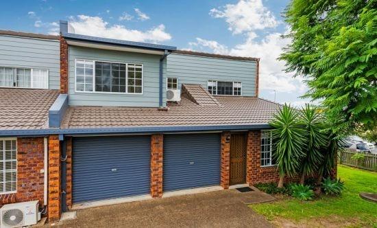 3/2 Zahel St, Carina, QLD 4152