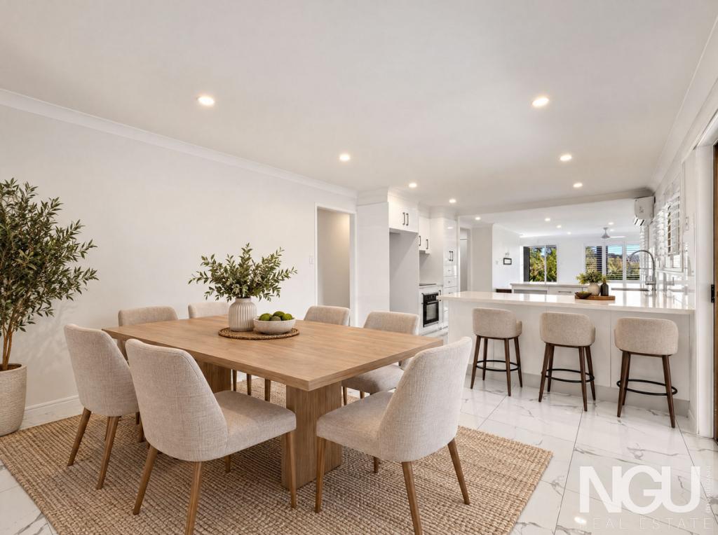 64 Donnington St, Carindale, QLD 4152