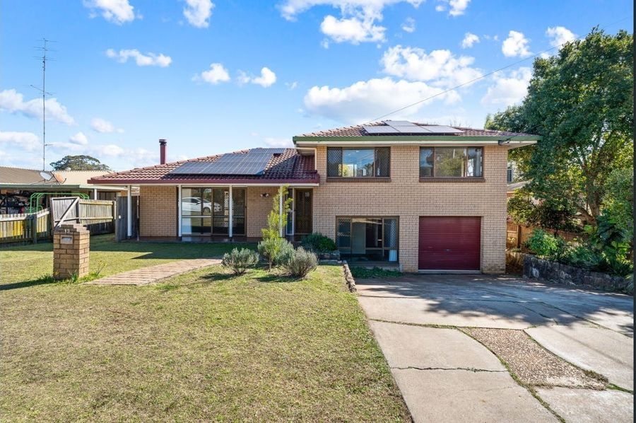 13 Gunn St, Kearneys Spring, QLD 4350