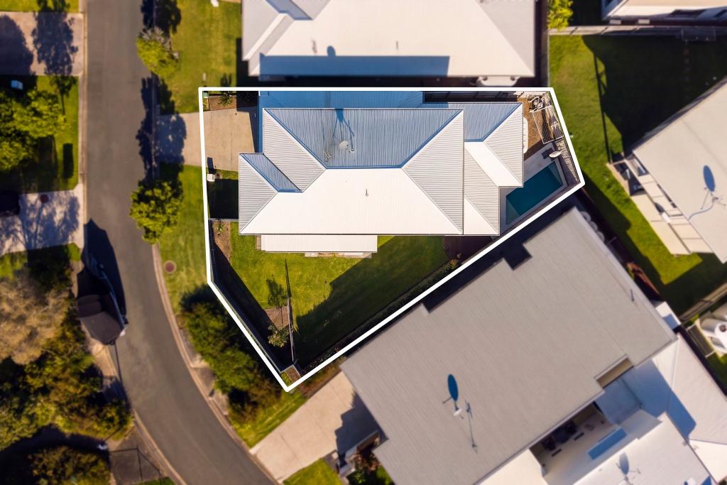38 Waterway Dr, Birtinya, QLD 4575