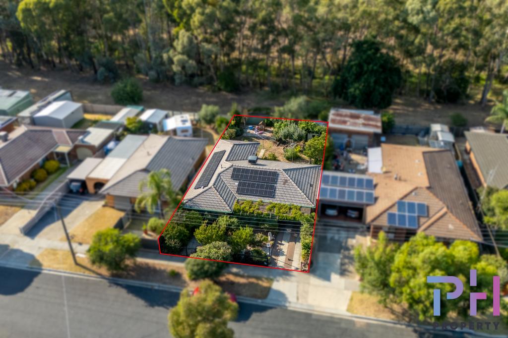 68 Gill Ave, California Gully, VIC 3556