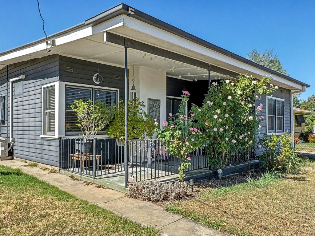 89 Harris St, Corryong, VIC 3707