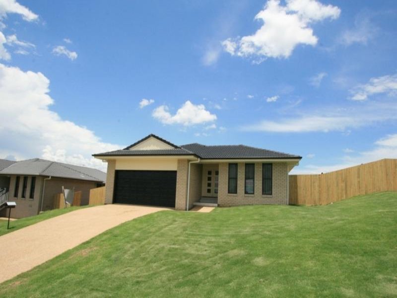 37 Honeyeater Pl, Lowood, QLD 4311