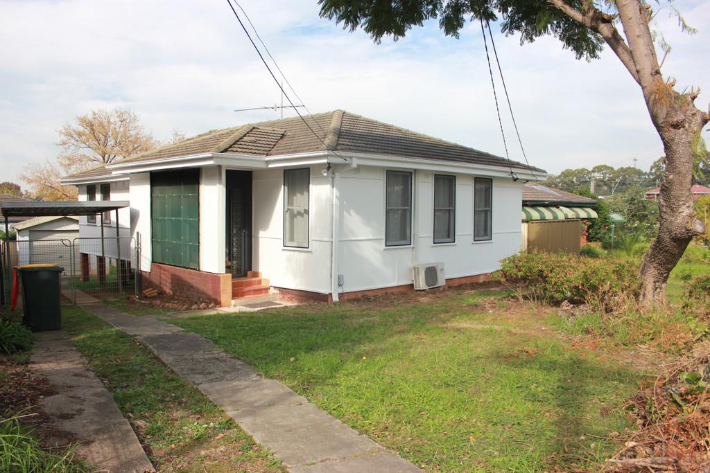 26 Deller Ave, Cabramatta West, NSW 2166