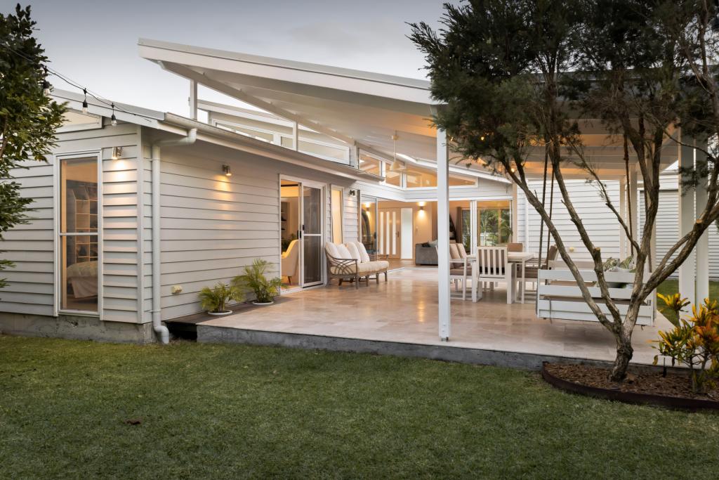 7 Allonga St, Currimundi, QLD 4551